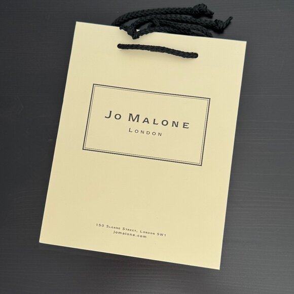 Jo Malone London Signature Gift Shopping Bag - Picture 1 of 10